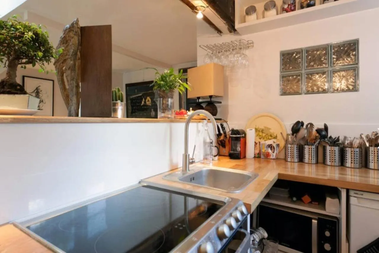 Beautiful 1 Bedroom In בית נופש פריז